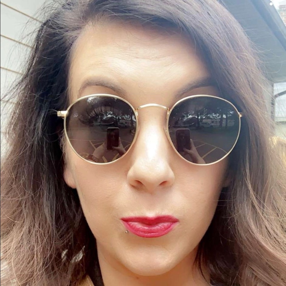 Meet your Posher, Dawn